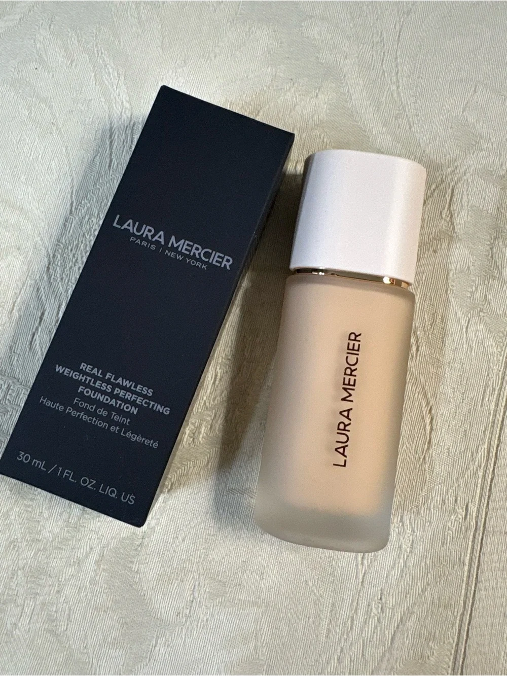 Laura Mercier Real Flawless Perfecting Foundation in 1N2 Vanille BNIB